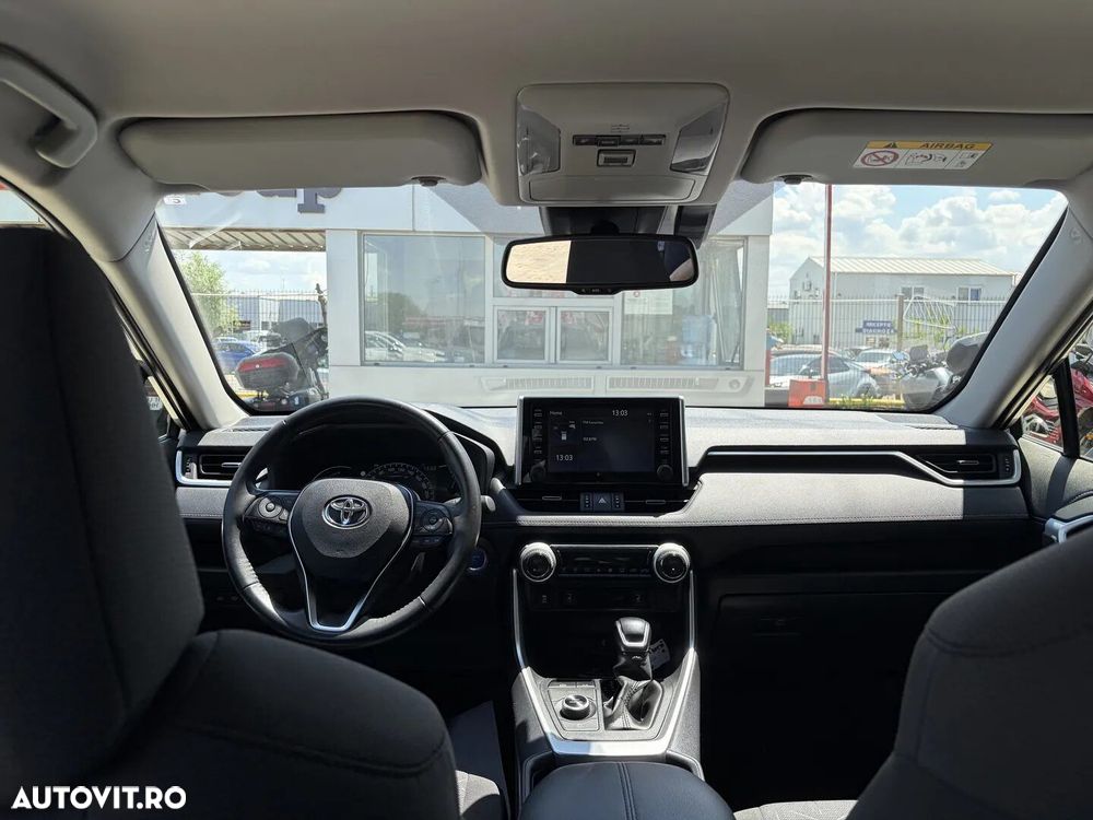 Toyota RAV4 - 13