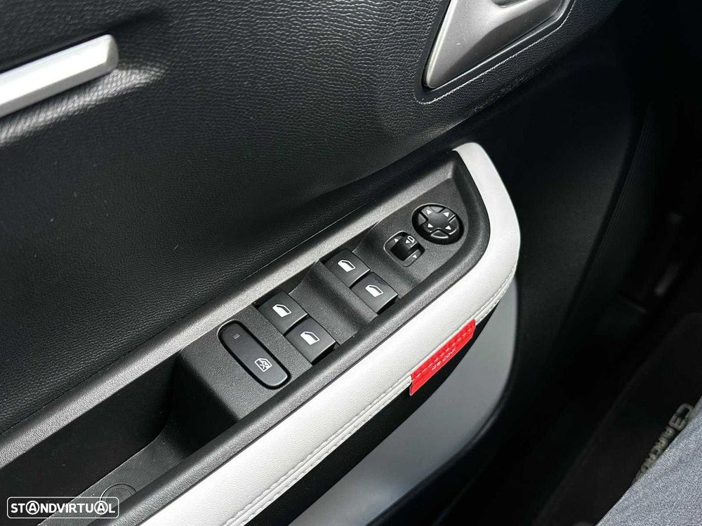 Citroën C3 Aircross 1.2 Hybrid Max e-DSC6 - 11