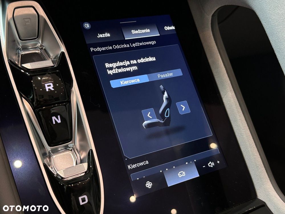 MG Cyberster 77kWh AWD Czarny Dach - 32