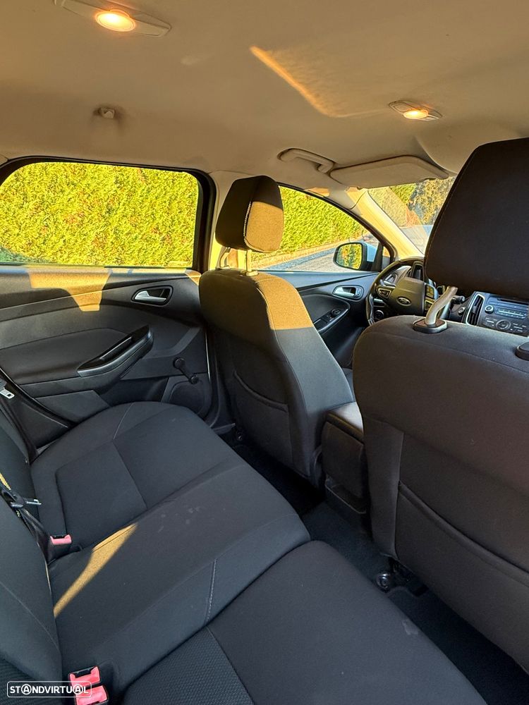 Ford Focus SW 1.5 TDCi Titanium - 7
