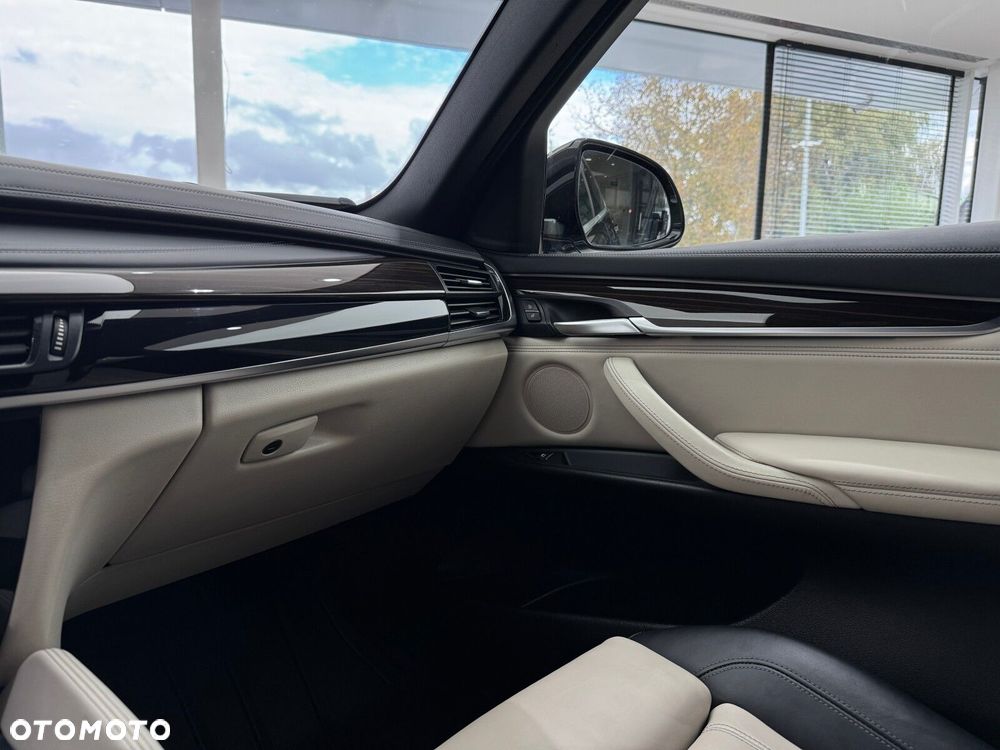 BMW X6 xDrive35i - 26