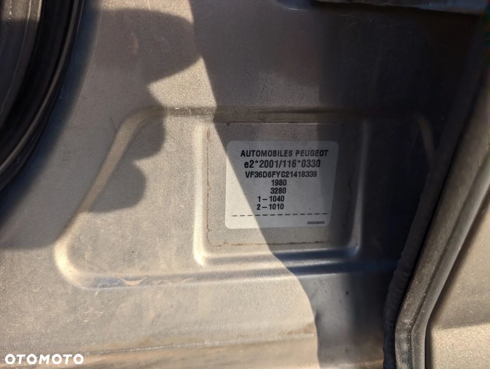 Peugeot 407 1.8 Presence - 24