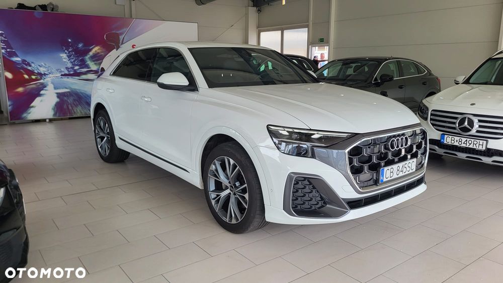Audi Q8 - 5
