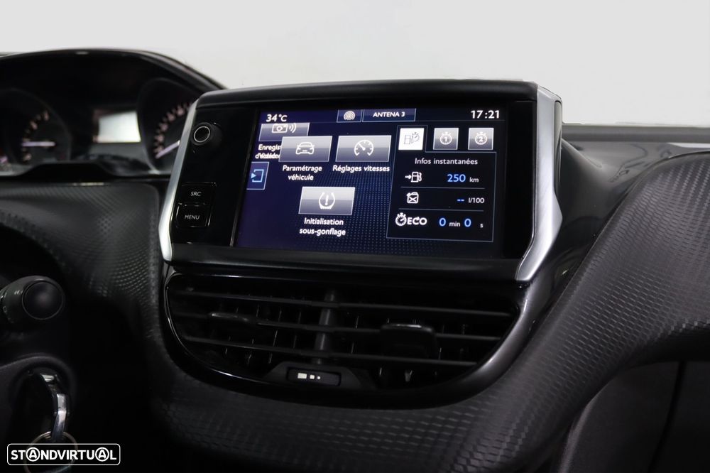 Peugeot 208 1.2 PureTech Allure - 6