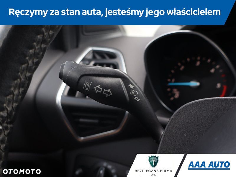 Ford Kuga - 16
