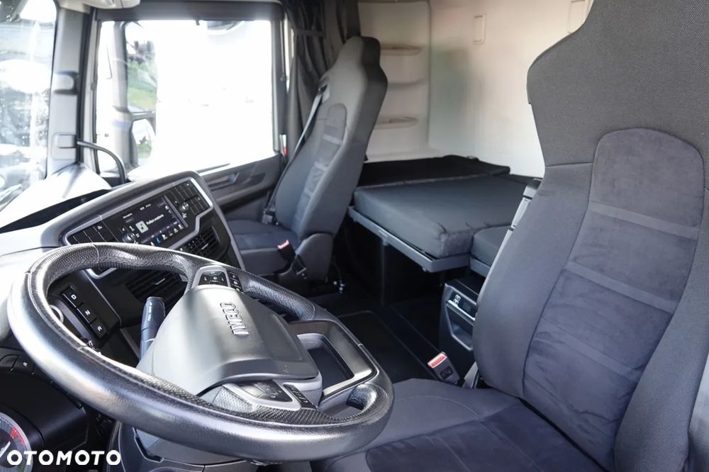 Iveco S-WAY / 530 / RETARDER / KLIMA POSTOJOWA / - 23