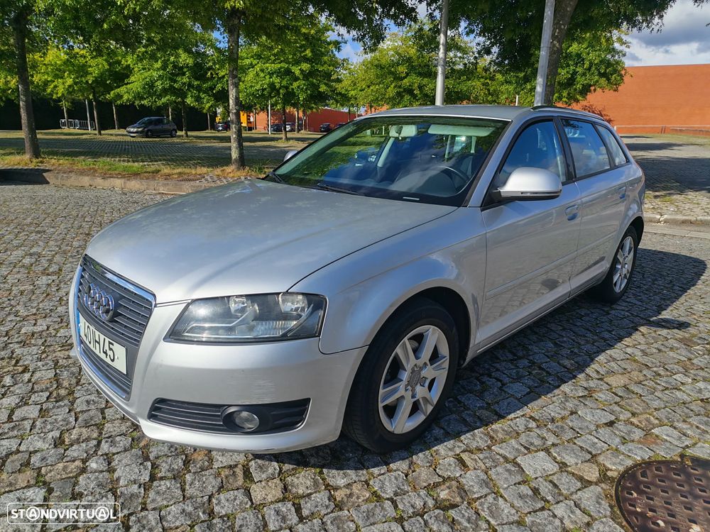 Audi A3 Sportback 1.6 TDI Attraction - 4