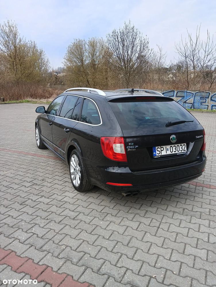 Skoda Superb 2.0 TDI L&K DSG - 3