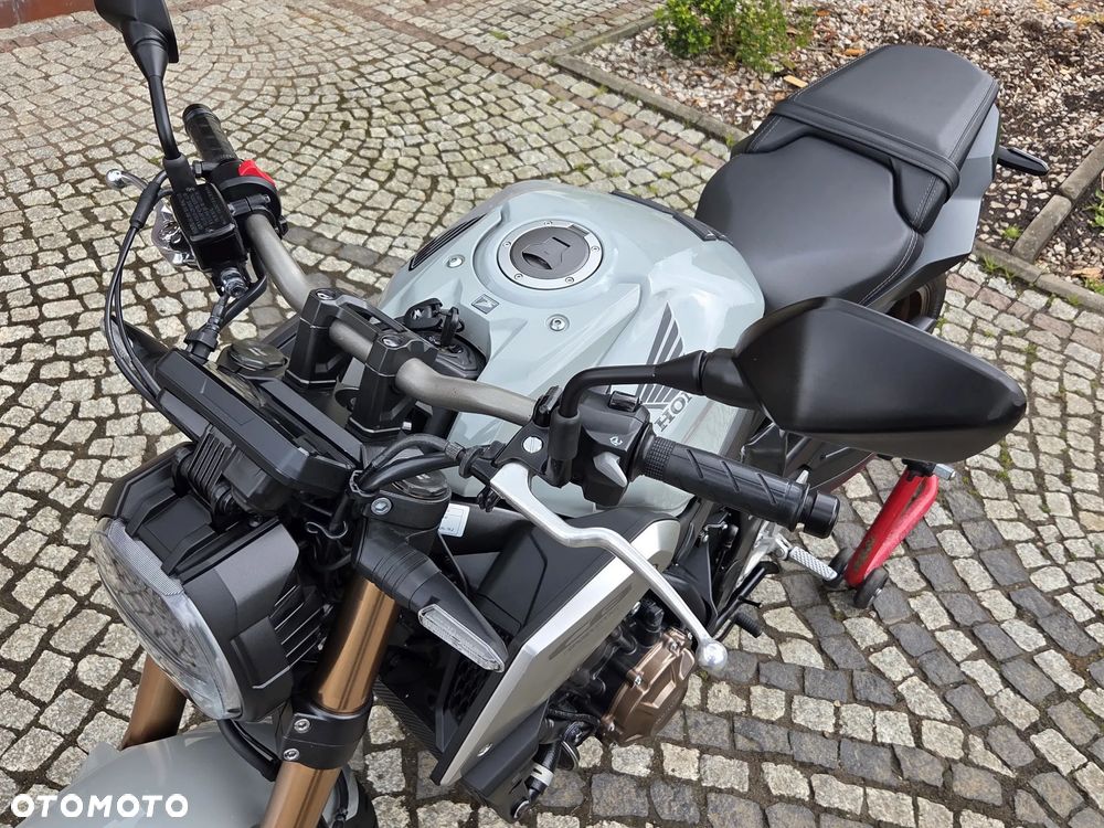 Honda CB - 35