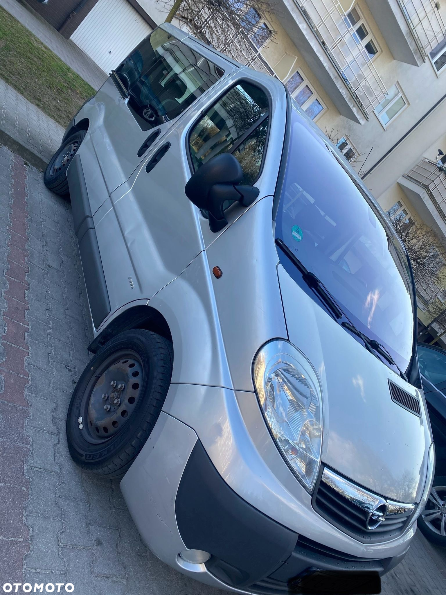 Opel Vivaro 2.0 CDTI L1H1 Tour Cosmo - 2