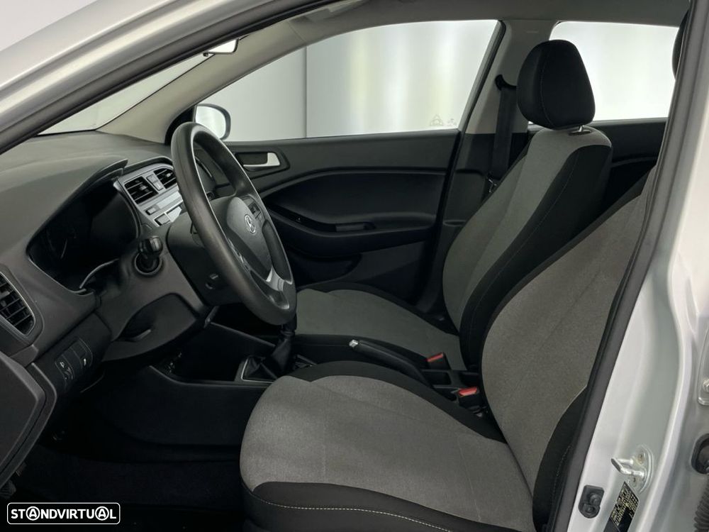 Hyundai i20 1.2 Access - 11