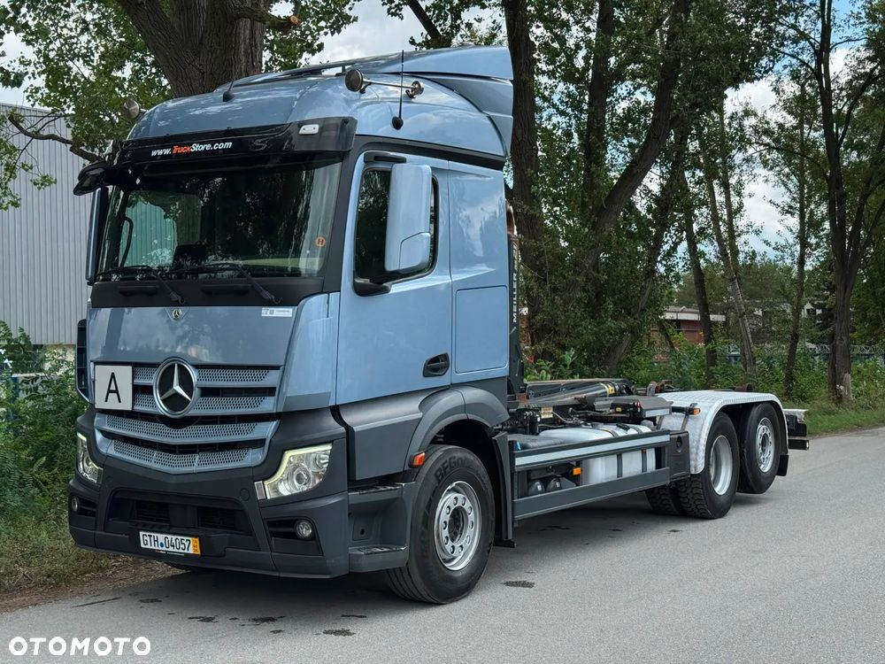 Mercedes-Benz ACTROS 2548 - 9