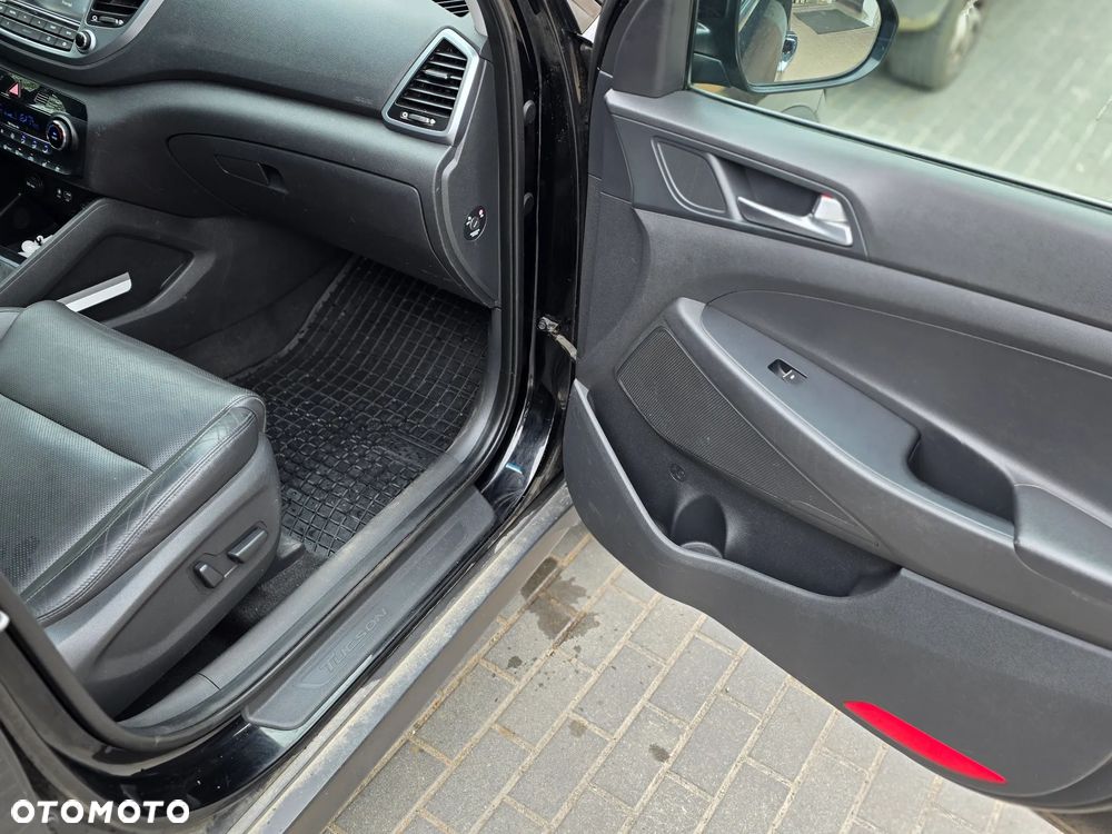 Hyundai Tucson 2.0 CRDI 4WD Style - 7