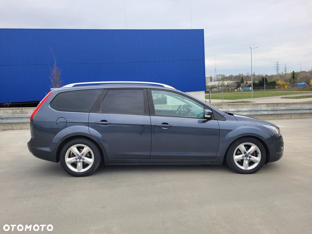 Ford Focus 1.8 Style - 6