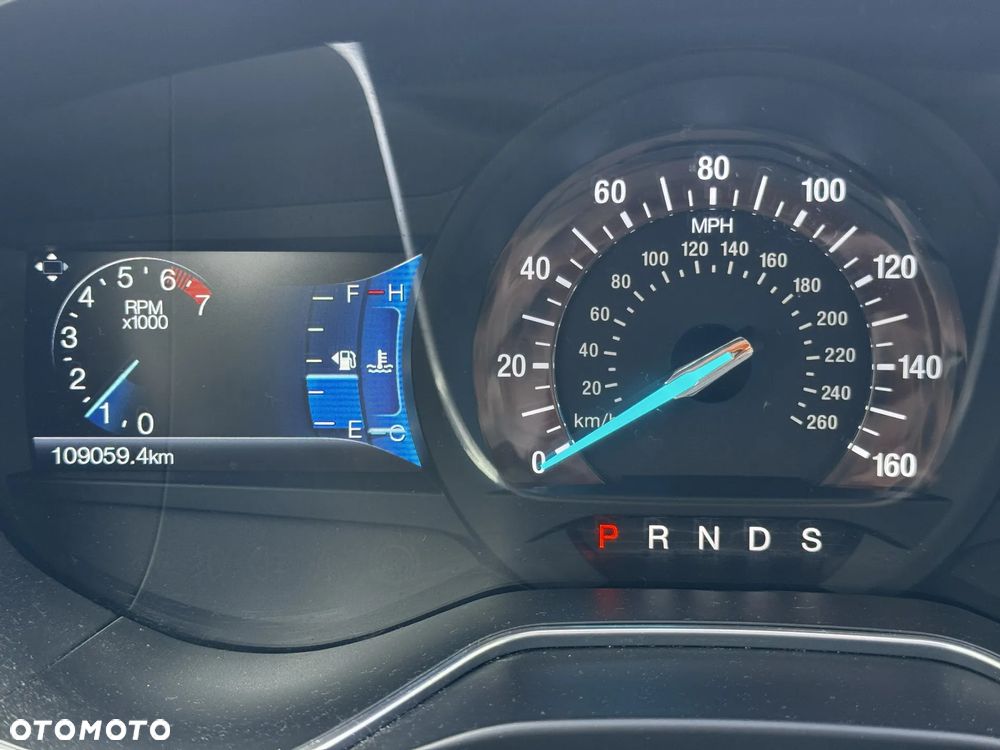 Ford Fusion - 11