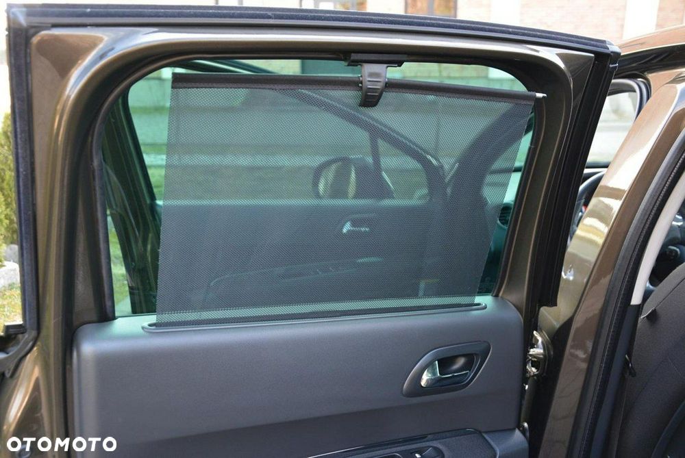 Peugeot 3008 Hybrid4 - 35