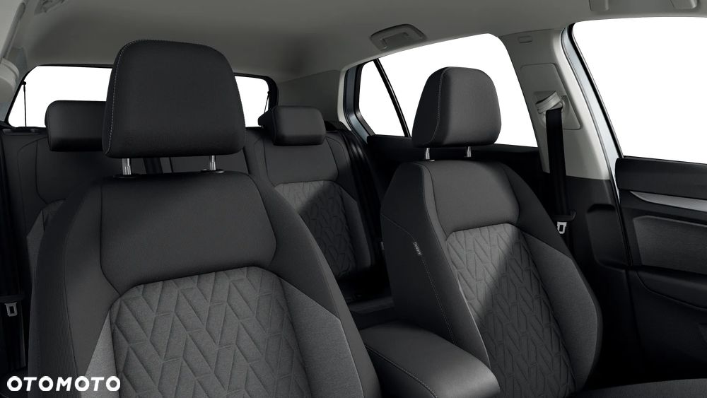 Volkswagen Golf VIII 1.5 TSI Life - 7