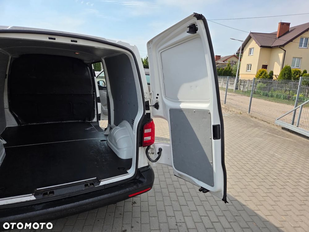 Volkswagen Transporter L2H1 - 17