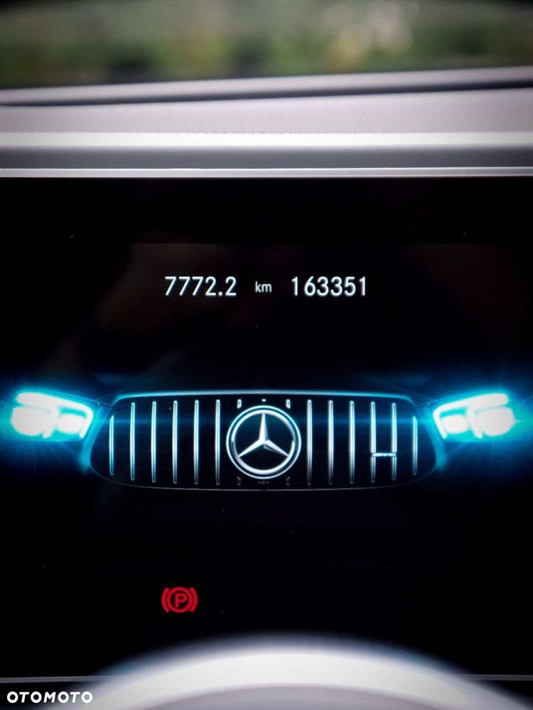 Mercedes-Benz GLS - 18