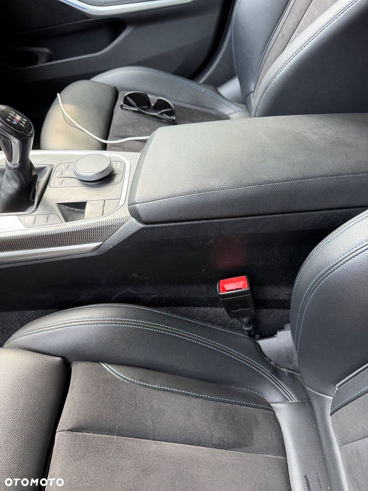 BMW Seria 3 318d M Sport - 2
