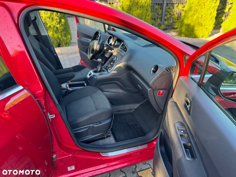 Peugeot 5008 HDI FAP 150 Business-Line - 25