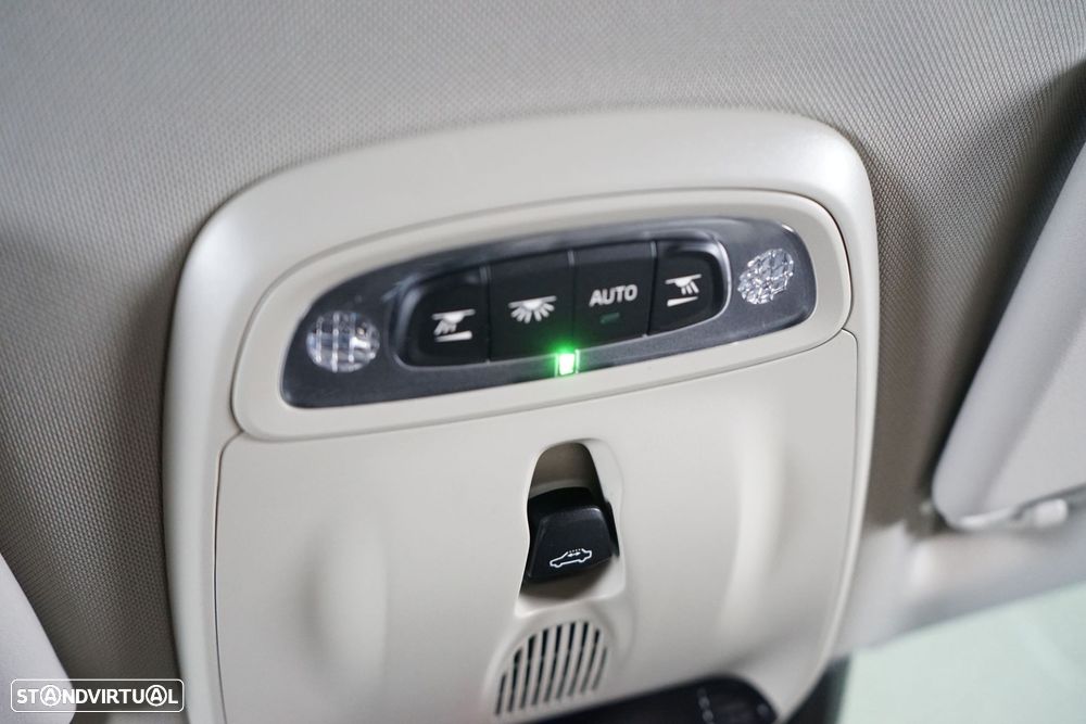 Volvo V40 1.6 D2 Summum - 36