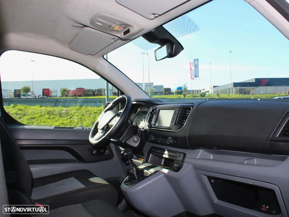 Citroën Jumpy 2.0 BlueHDi M Confort Semi-Vidrado - 9