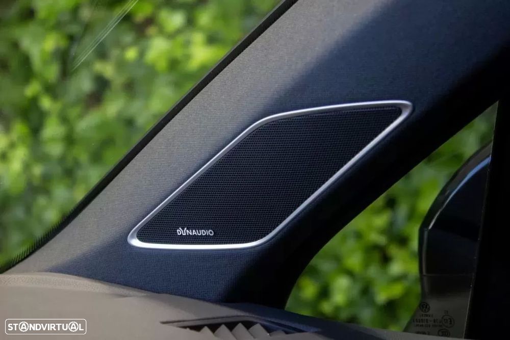 VW Touareg 3.0 TSI e-Hybrid R - 26