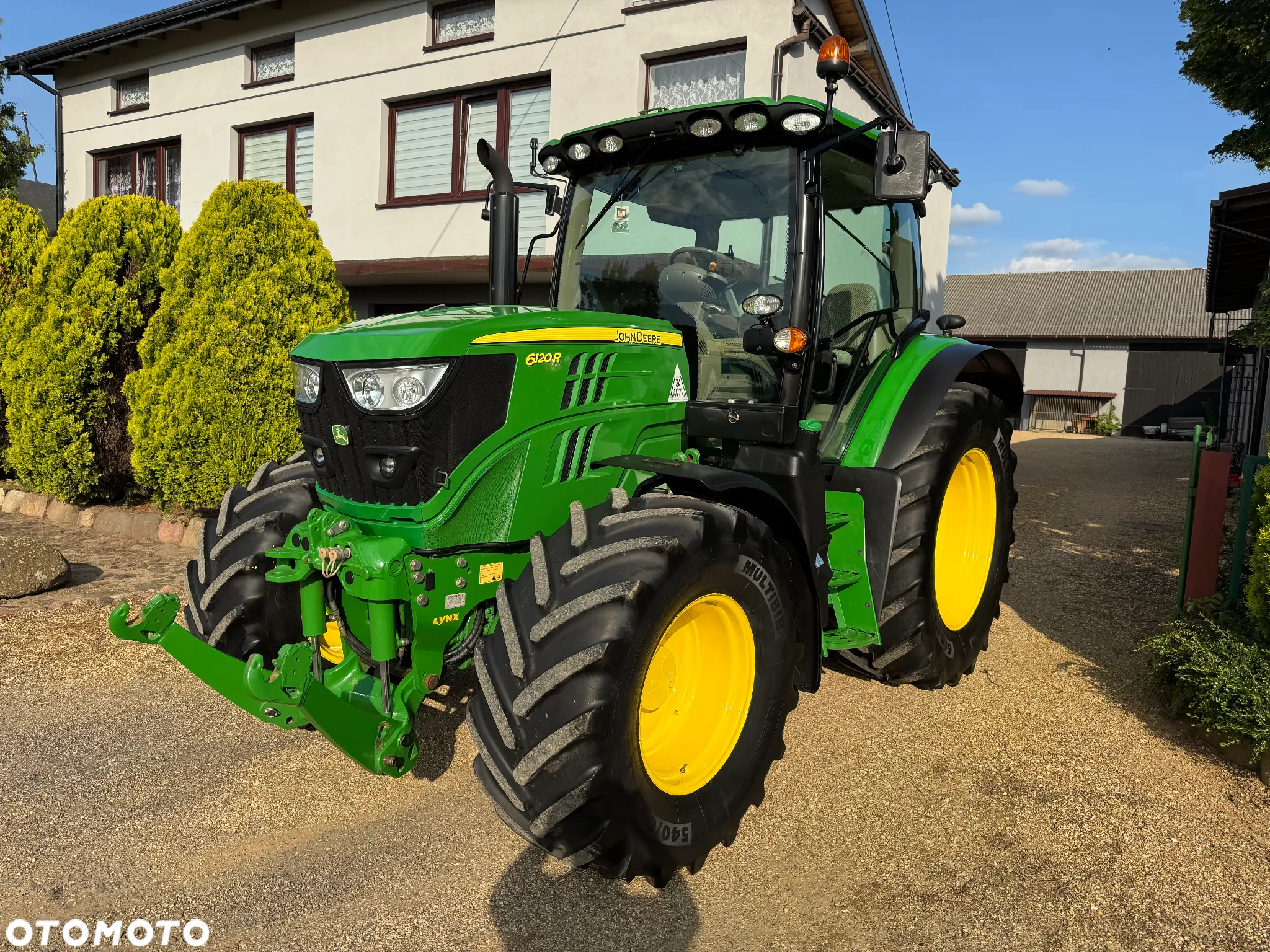 John Deere 6120R - 14