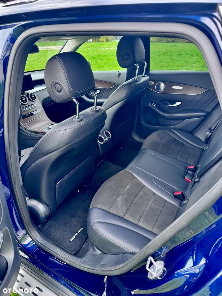 Mercedes-Benz GLC 250 4Matic 9G-TRONIC AMG Line - 26