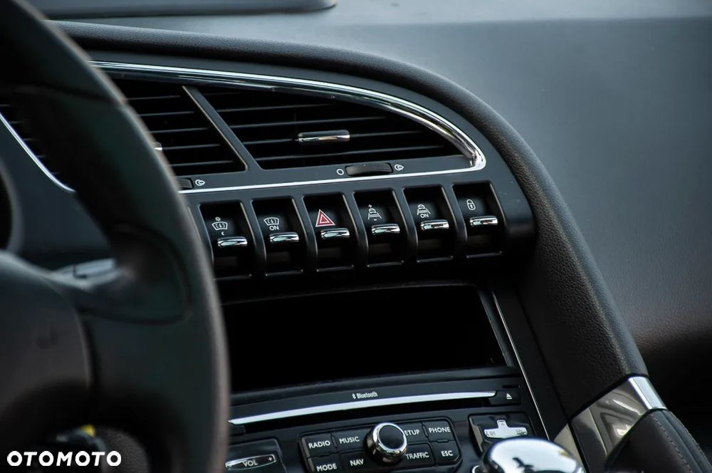 Peugeot 3008 HDi 160 Automatik Business-Line - 30