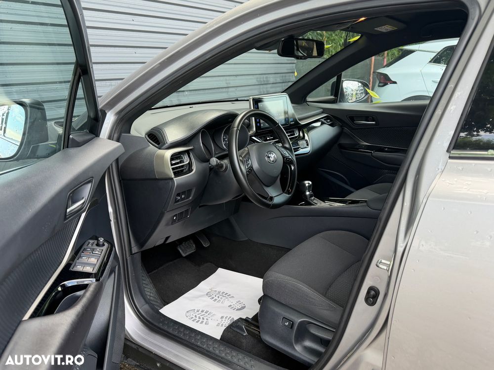 Toyota C-HR Style - 13