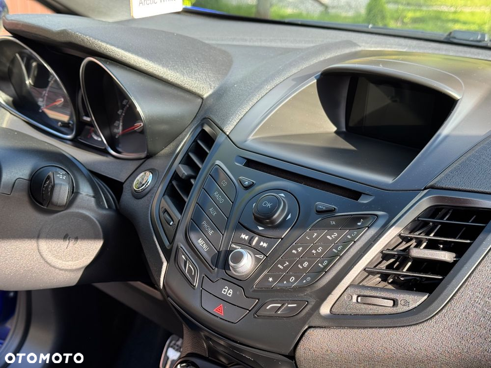 Ford Fiesta 1.6 EcoBoost ST - 9