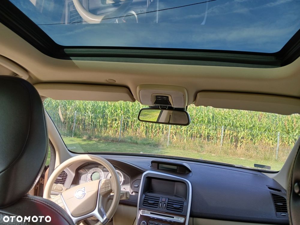 Volvo XC 60 - 8