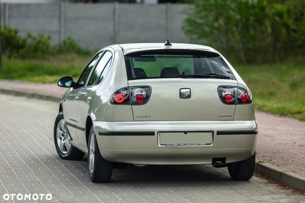 Seat Leon 1.6 Signo - 10