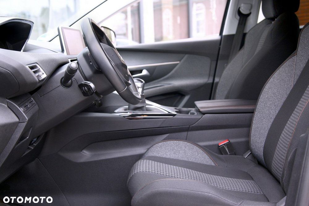 Peugeot 5008 - 17