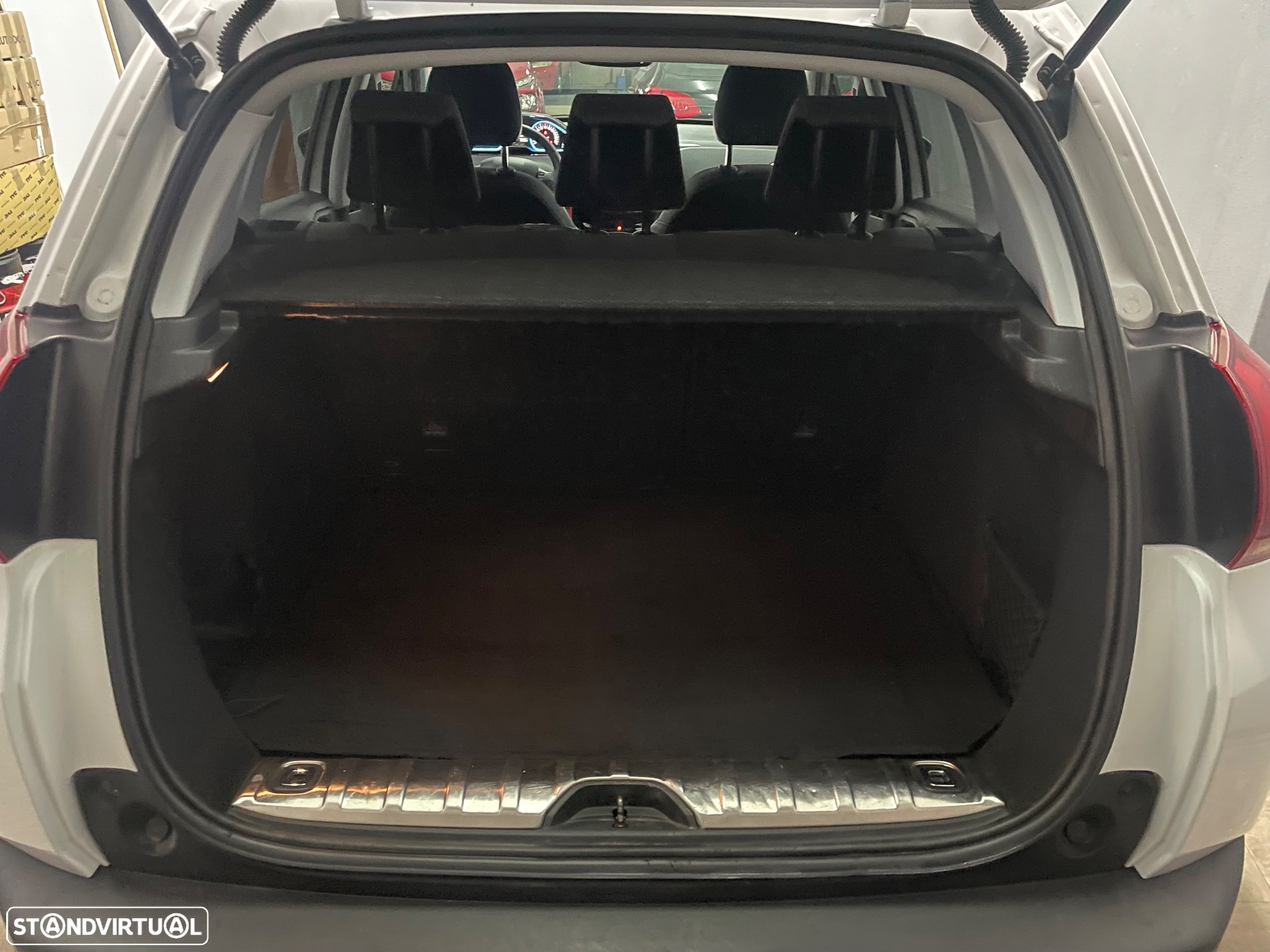 Peugeot 2008 PureTech 110 Stop&Start Allure - 16
