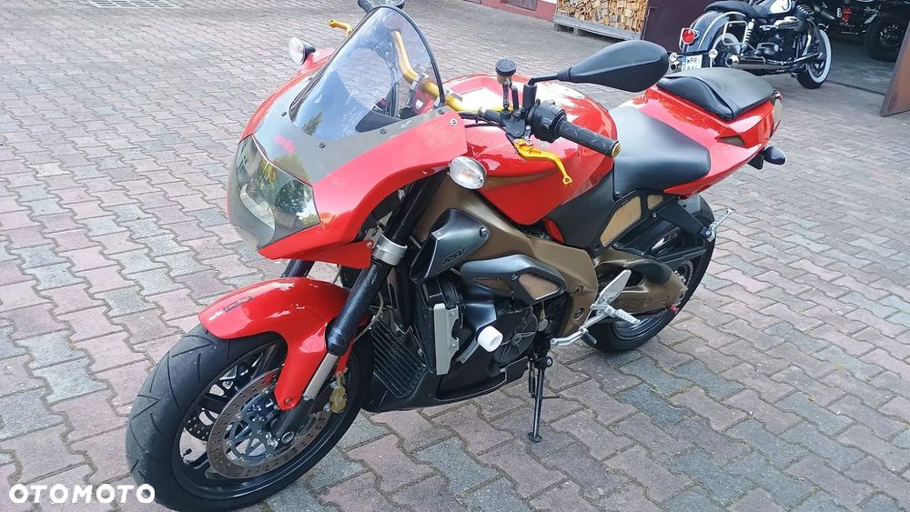Aprilia Tuono - 5