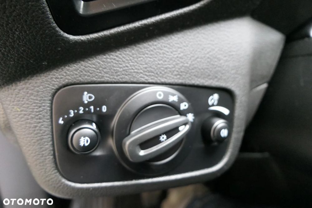 Ford C-MAX 1.5 EcoBoost Start-Stop-System Titanium - 28