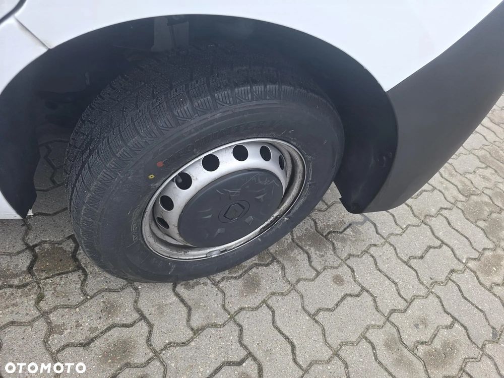 Renault Master L2H2 Silnik 2,3 - 18