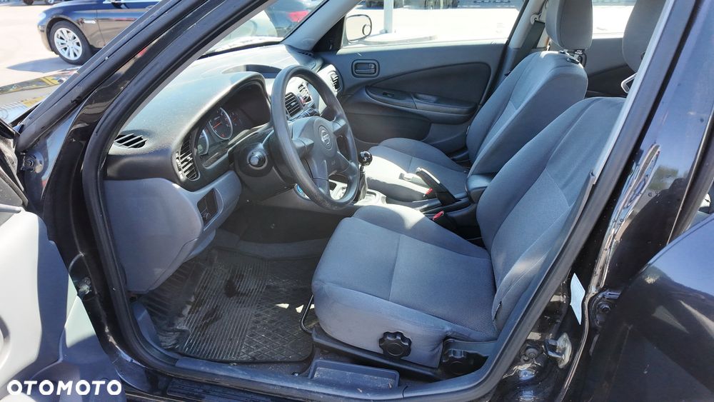 Nissan Almera 1.5 visia - 6