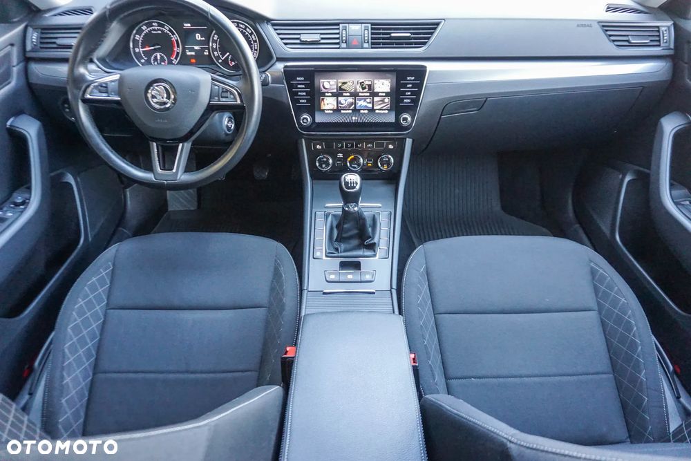 Skoda Superb 1.5 TSI Active - 36