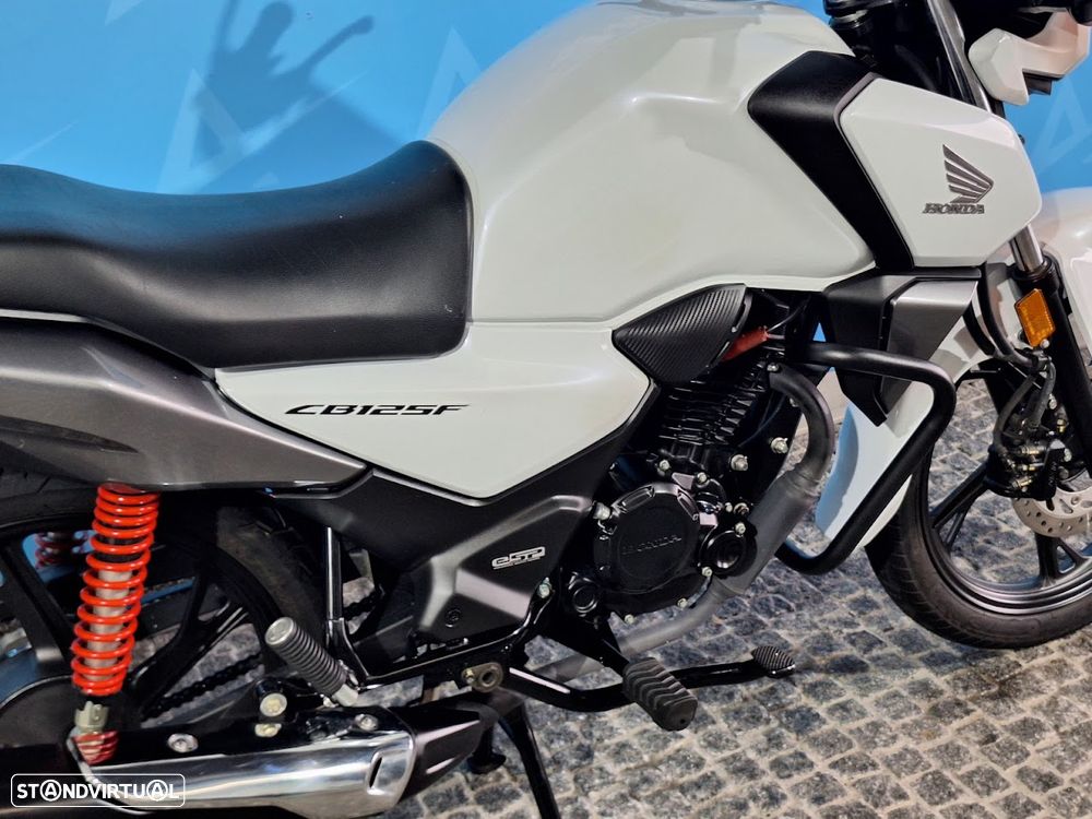 Honda CB 125 F - 4