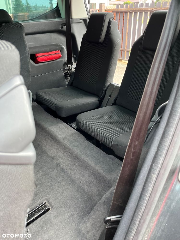 Peugeot 5008 1.6 HDi Premium - 8