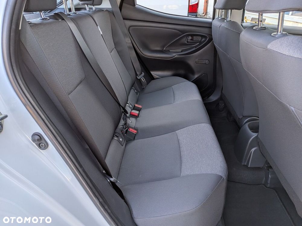 Toyota Yaris - 36