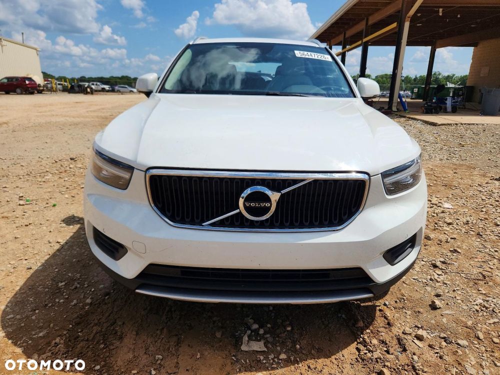Volvo XC 40 T4 AWD Geartronic Momentum Pro - 6
