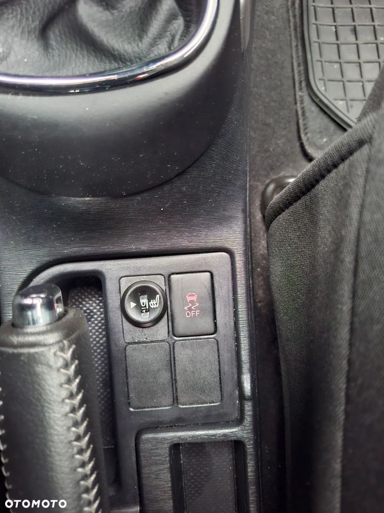 Toyota Yaris 1.33 Life - 25