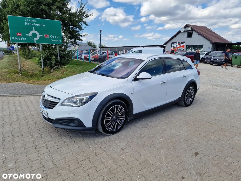 Opel Insignia 2.0 CDTI 4x4 Country Tourer ecoFLEX - 2