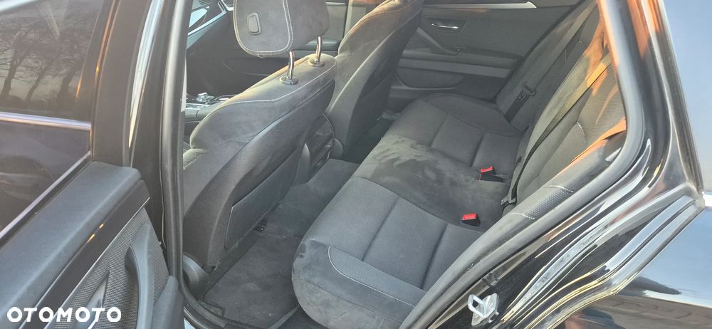 BMW Seria 5 520d Sport-Aut - 11