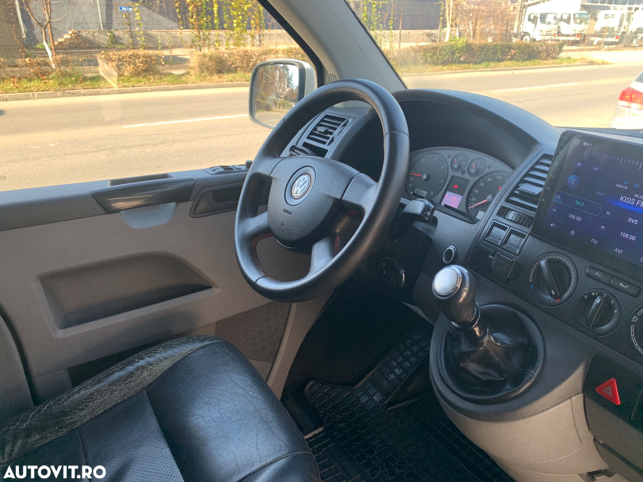Volkswagen Transporter - 10